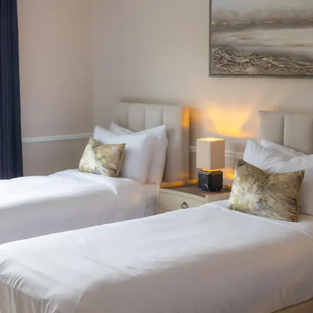 Tigh Mary Donals Bar & Rooms At Whitegates Otel *