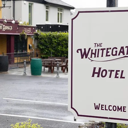 Tigh Mary Donals Bar & Rooms At Whitegates Otel
