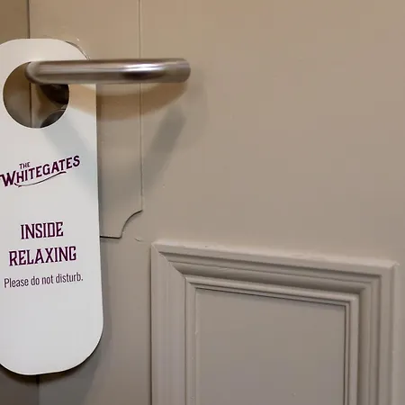 Otel Tigh Mary Donals Bar & Rooms At Whitegates *